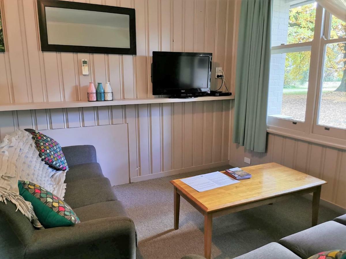 Elm Lodge Bright Dış mekan fotoğraf